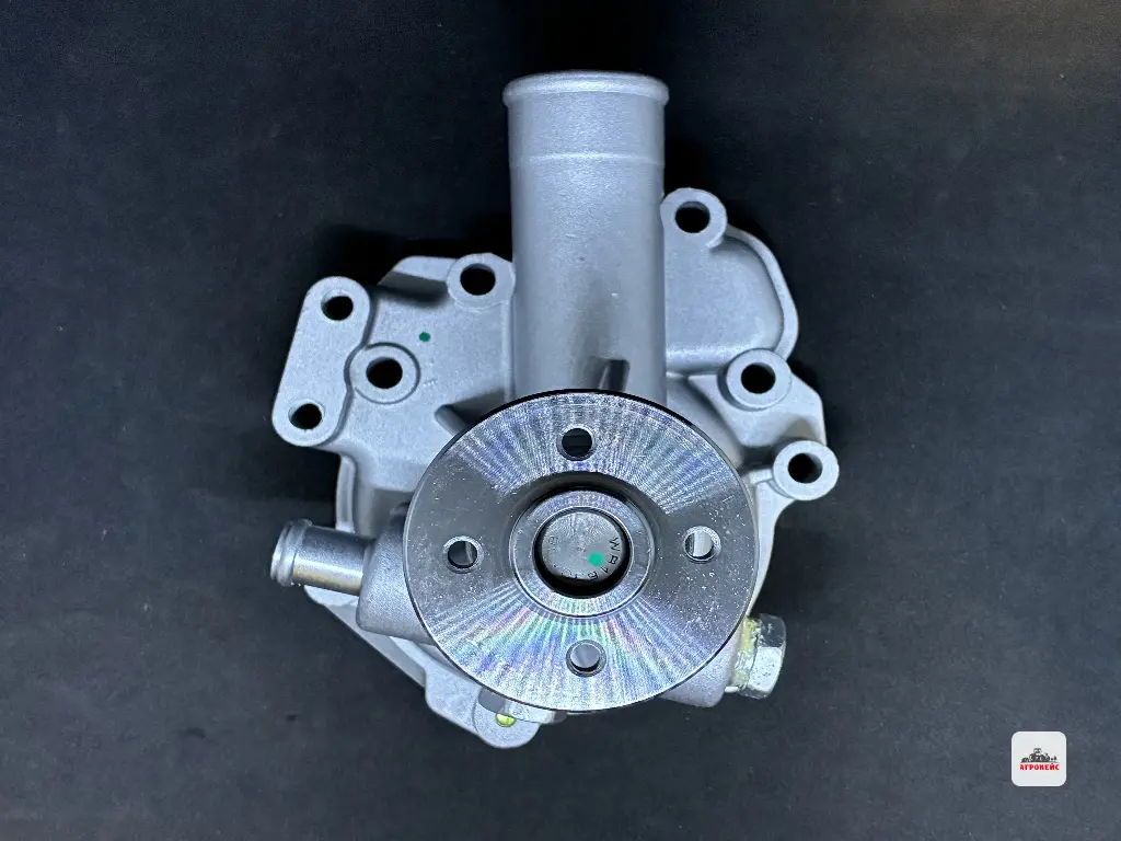 Помпа водяная (насос) Perkins 403 404  (арт. 2643)