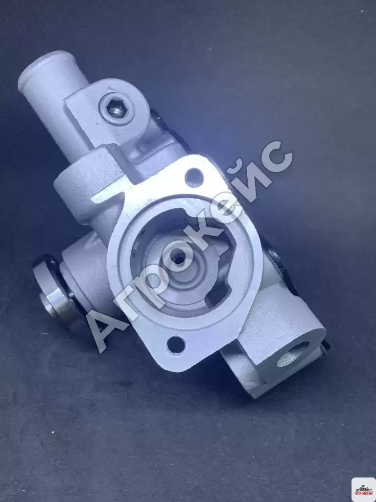 Помпа водяная (насос)  Yanmar  (арт. 2-556) IMG_2261.webp