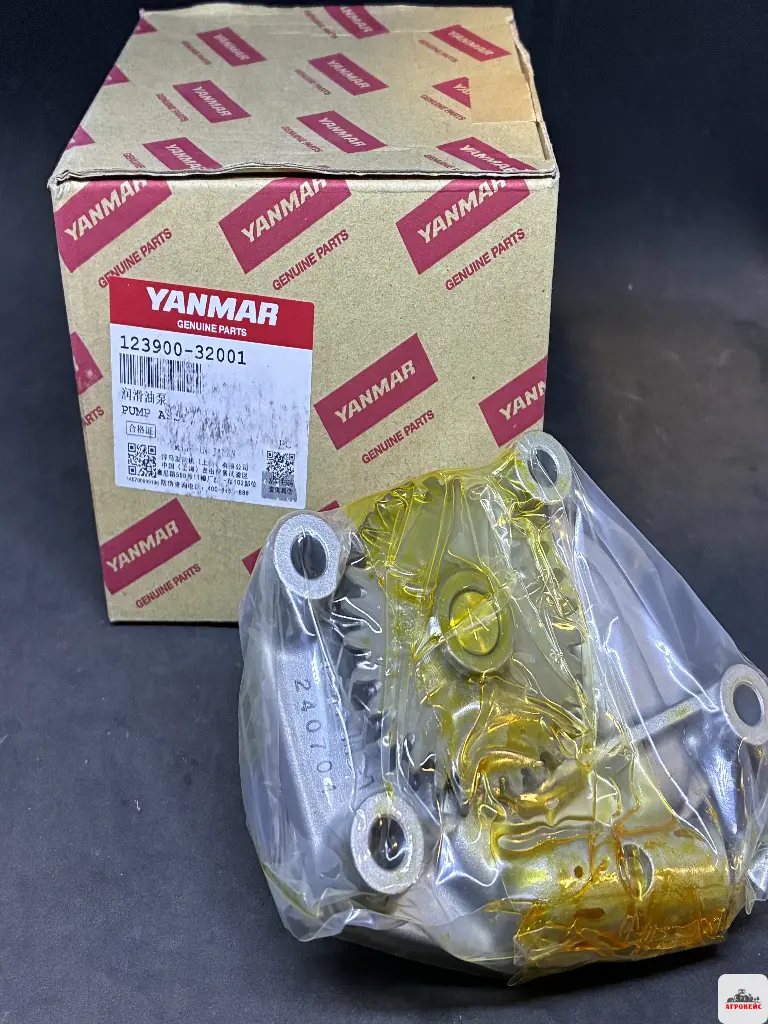 Масляный насос двигателя Yanmar  (арт. 2-2400)