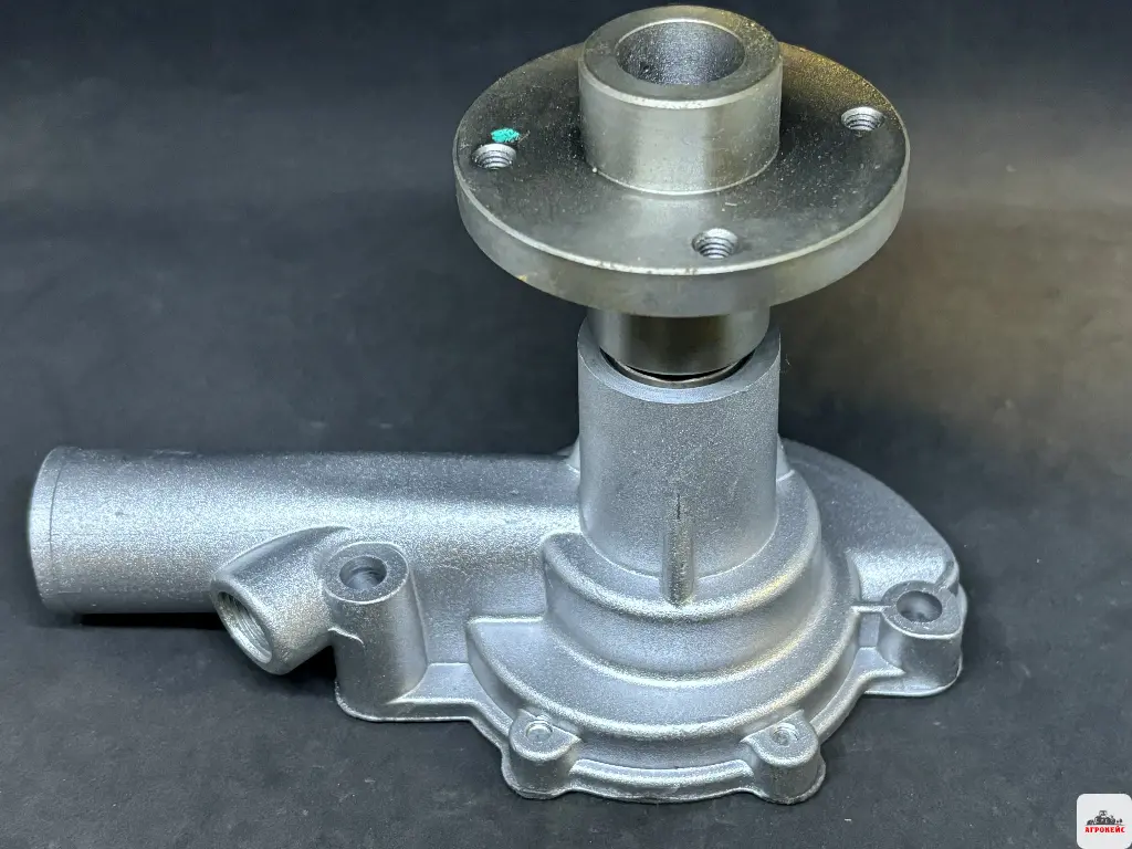Помпа водяная (насос) NISSAN J15